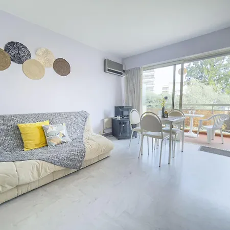 Azur Soleil * Жюан-ле-Пен